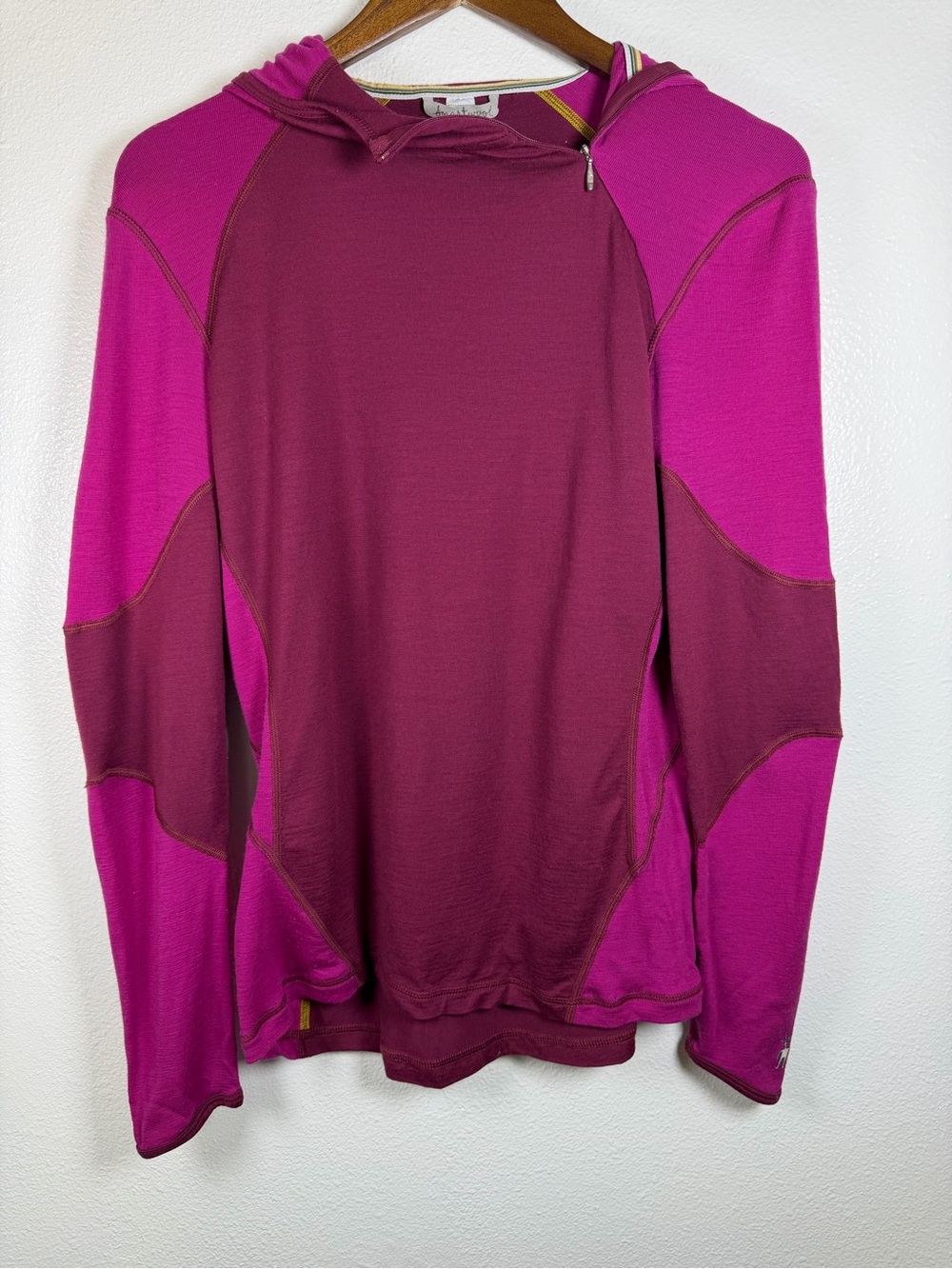 Smartwool Women's Colorblock Quarter Zip Jacket - Magenta & Burgundy